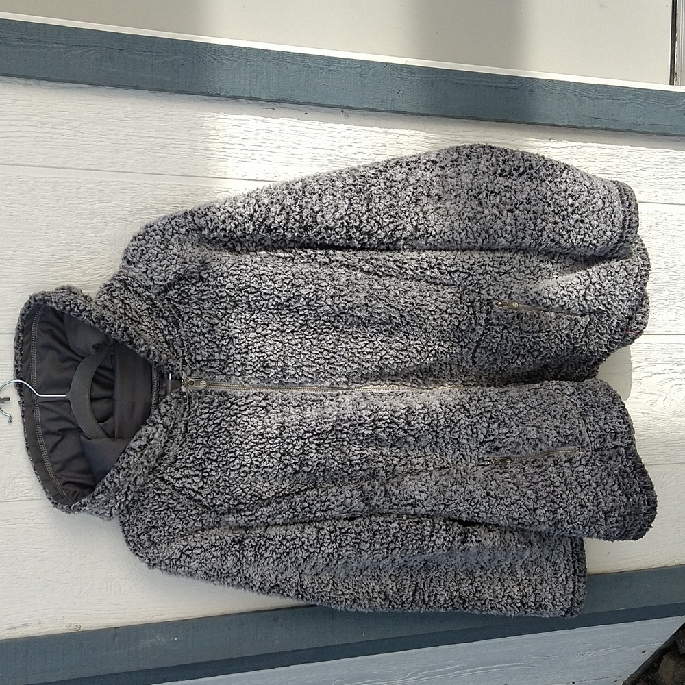 Flees Jacket - Picture 3 of 3
